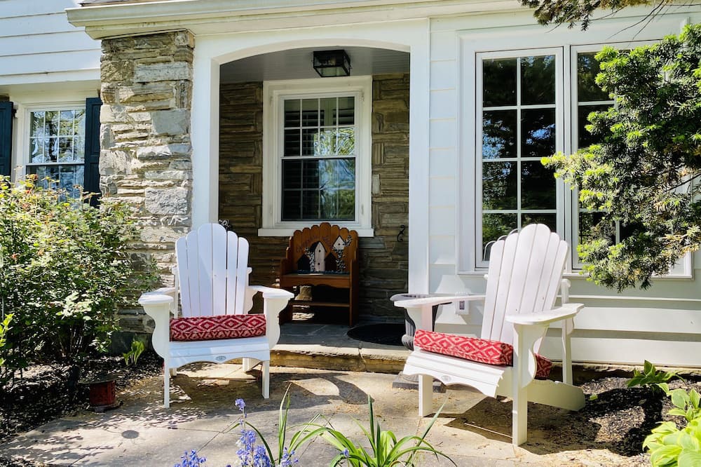 Photo of Patio Balcony in Lancaster