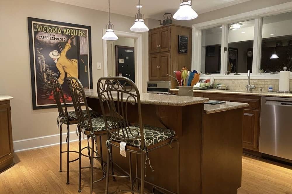 Photo of Kitchen in Lancaster