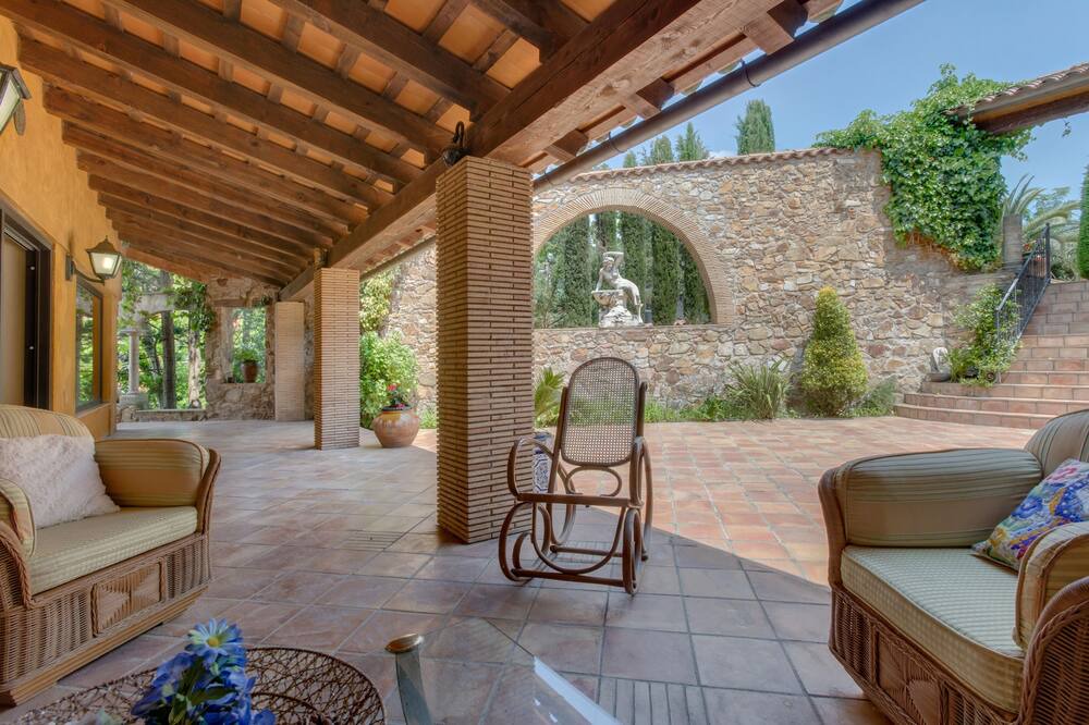 Photo of Patio Balcony in Angles