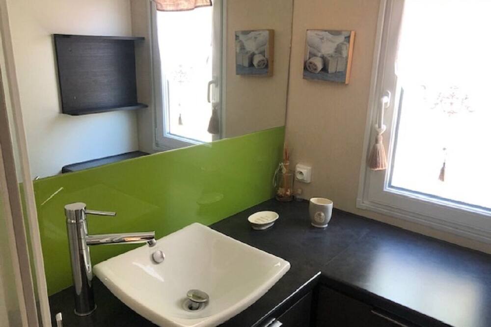 Photo of Bedroom in Bernieres-sur-Mer