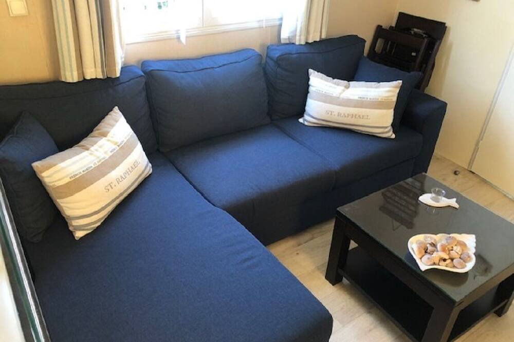 Photo of Livingroom in Bernieres-sur-Mer