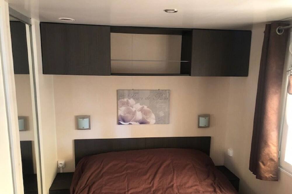 Photo of Bedroom in Bernieres-sur-Mer