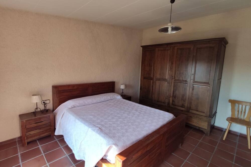Photo of Bedroom in Torroella de Montgri