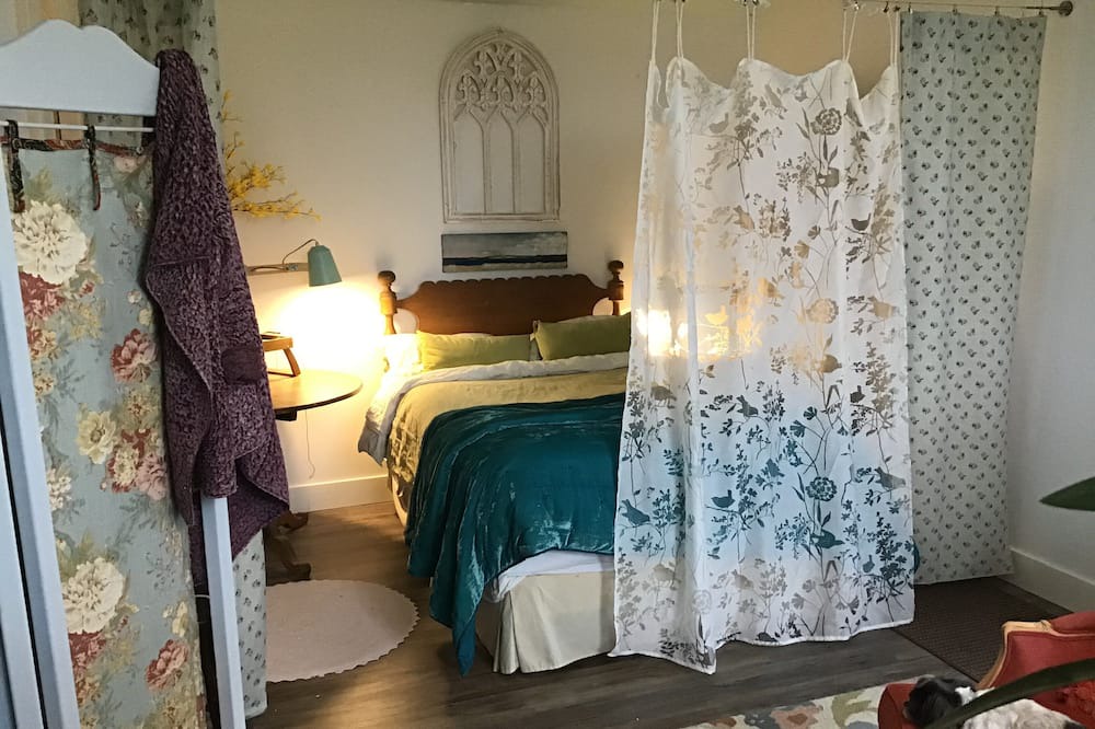 Photo of Bedroom in Kingsport