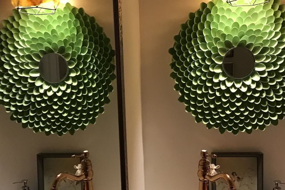 Photo of Others in Kingsport