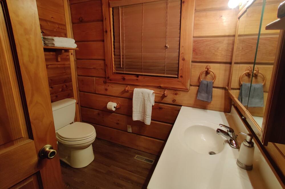 Photo of Bathroom in Dawes County