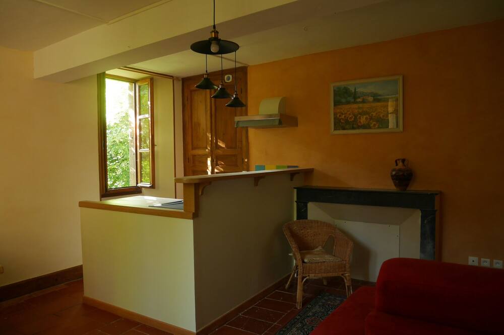 Photo of Others in Sansan