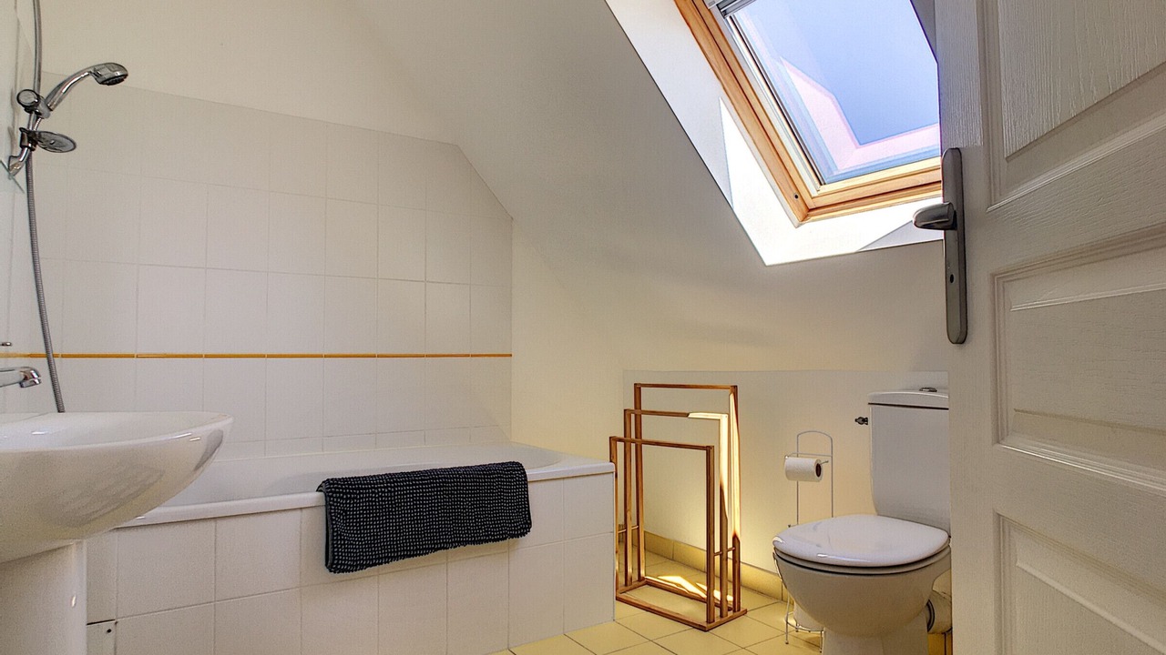 Photo of Bathroom in Roscanvel