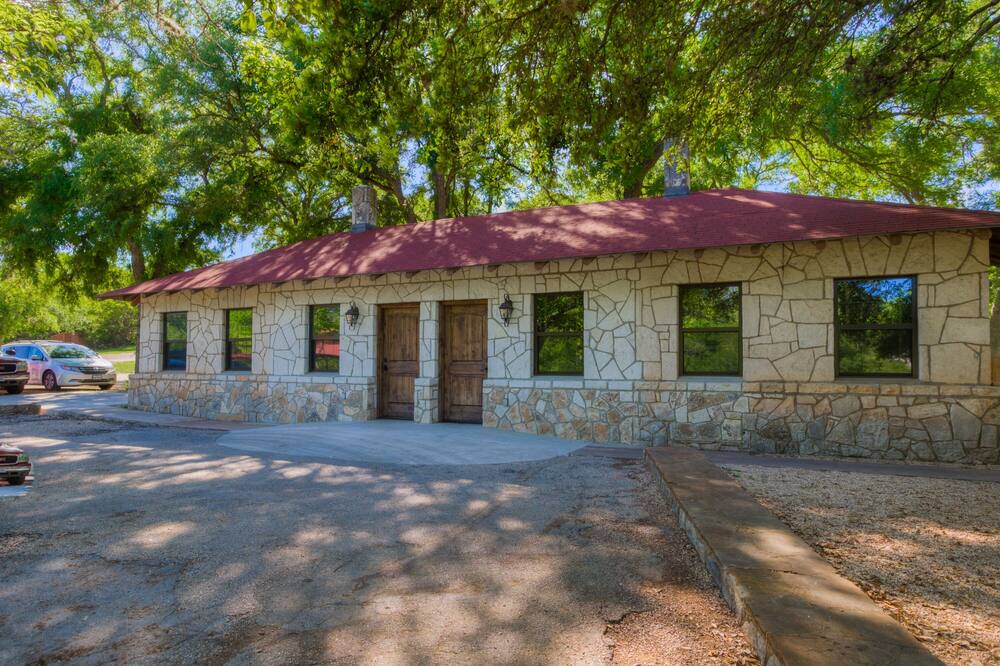 Photo of Outdoor in Hunt