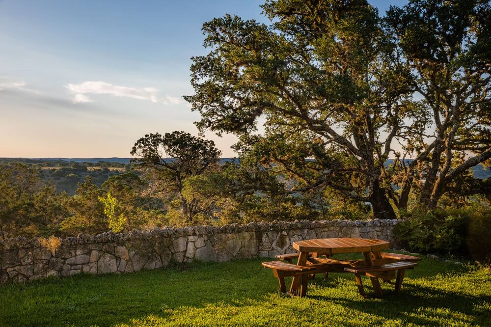 Photo of Outdoor in Hunt