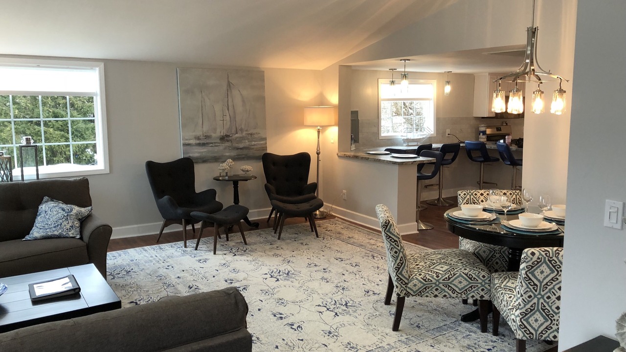 Photo of Livingroom in Olcott