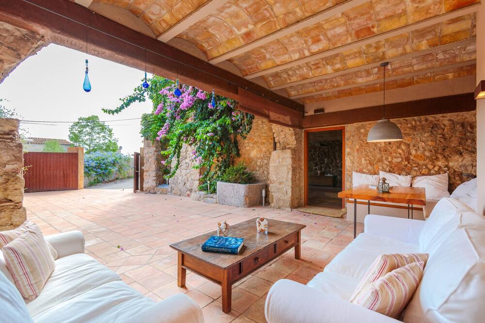 Photo of Livingroom in La Tallada d'Emporda