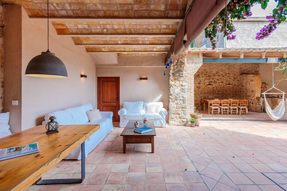 Photo of Livingroom in La Tallada d'Emporda