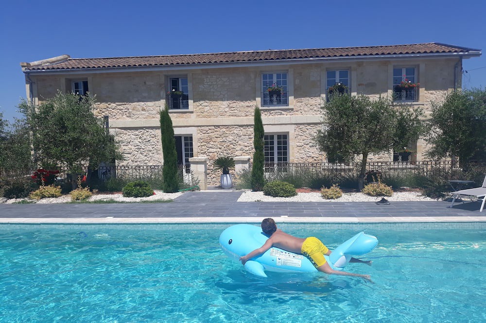 Photo of Outdoor in Saint-Louis-De-Montferrand