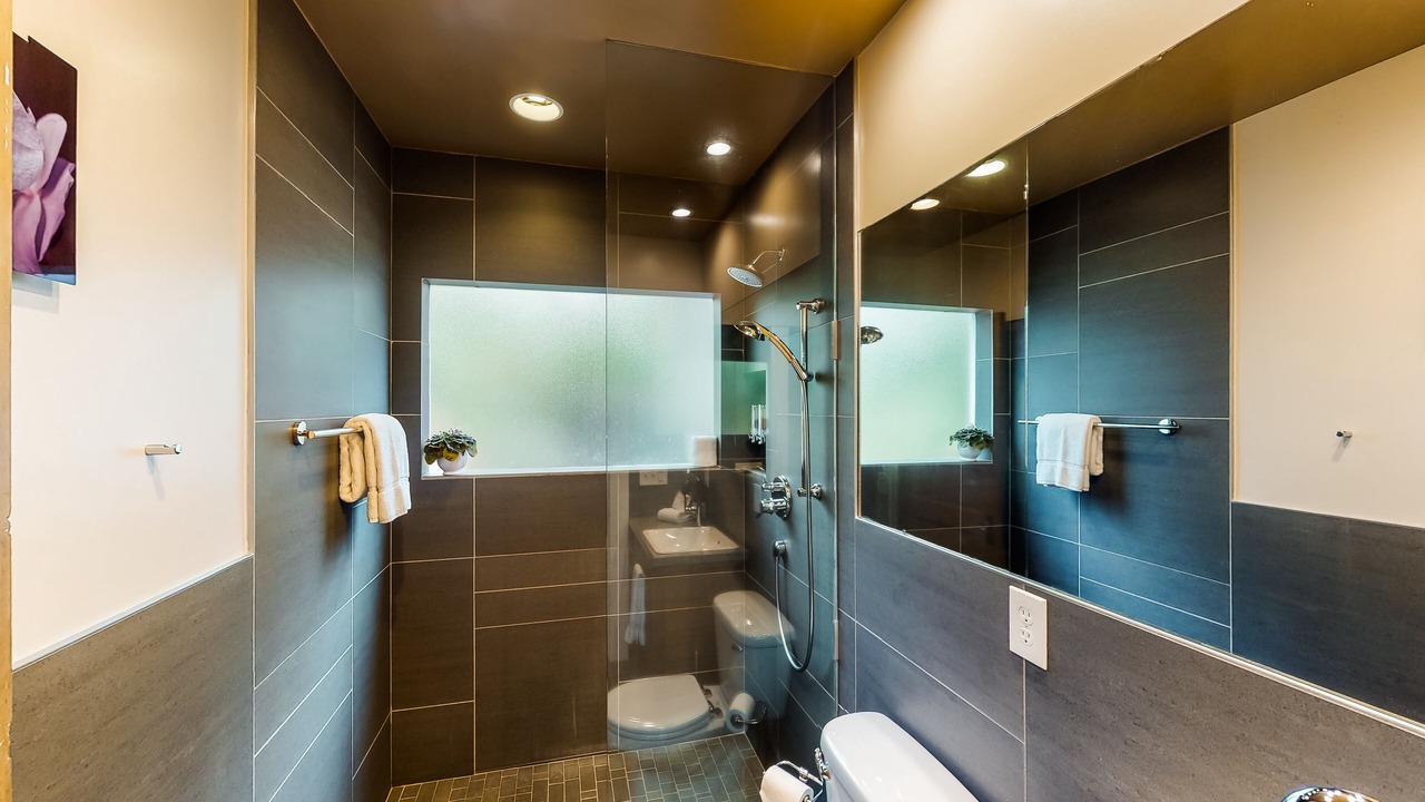 Photo of Others in Stadium District