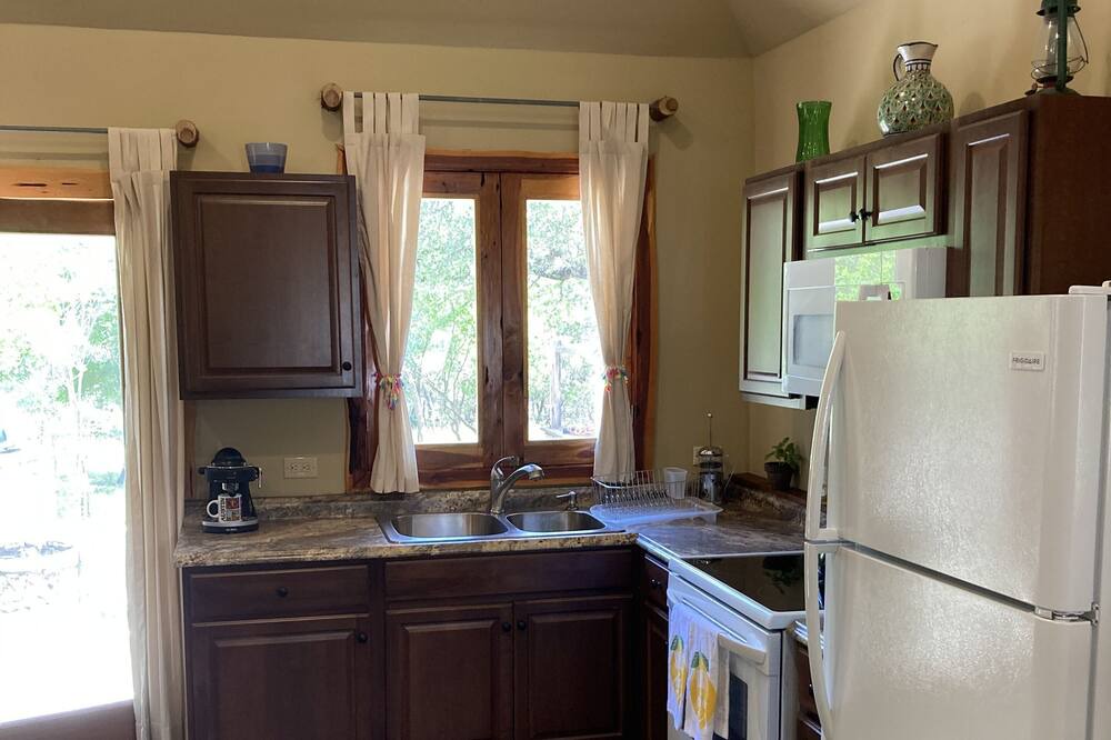 Photo of Kitchen in Round Mountain