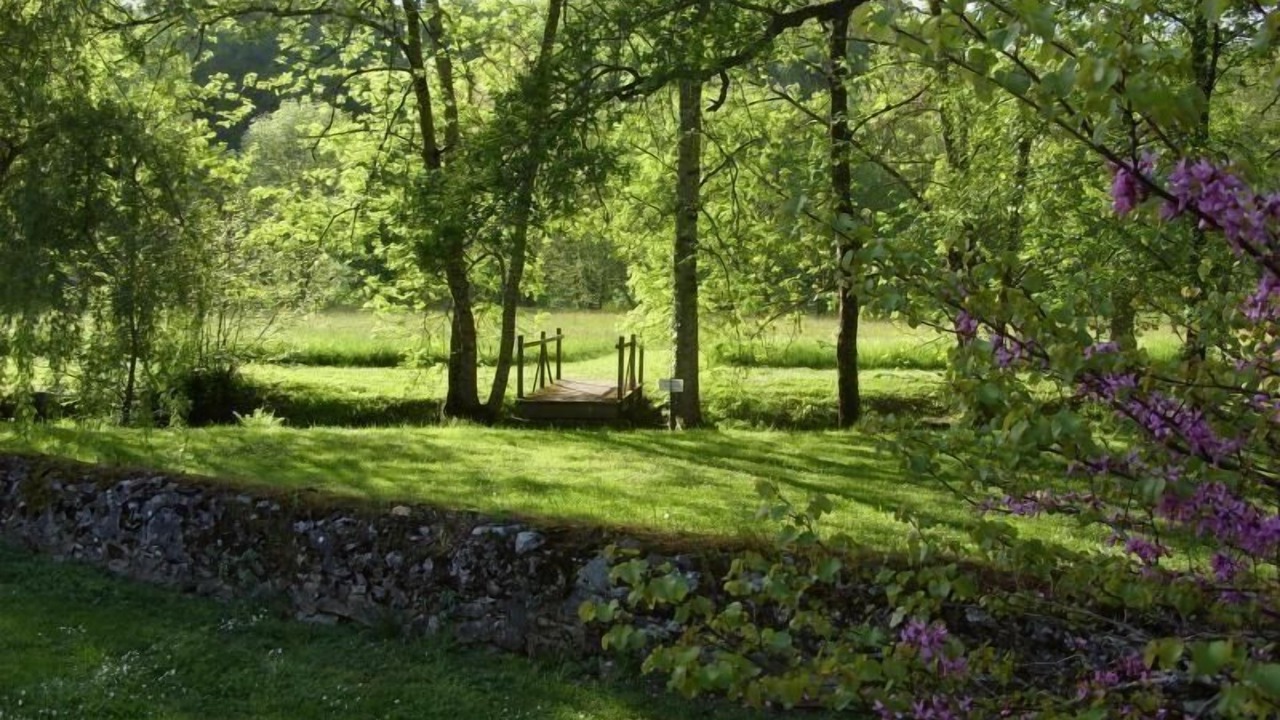 Photo of Outdoor in Saint-Pierre-de-Cole