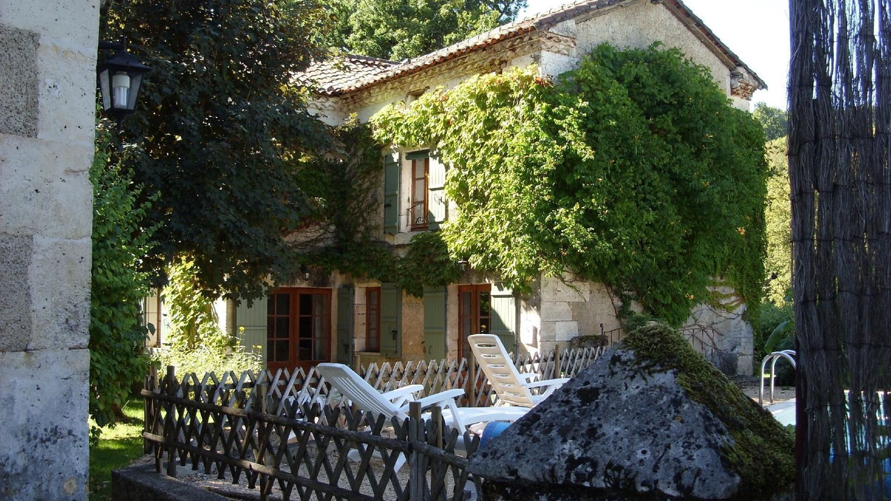 Photo of Outdoor in Saint-Pierre-de-Cole