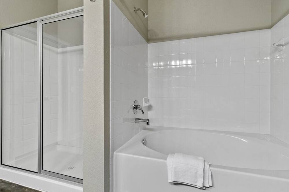 Photo of Bathroom in Fort Worth Cultural District
