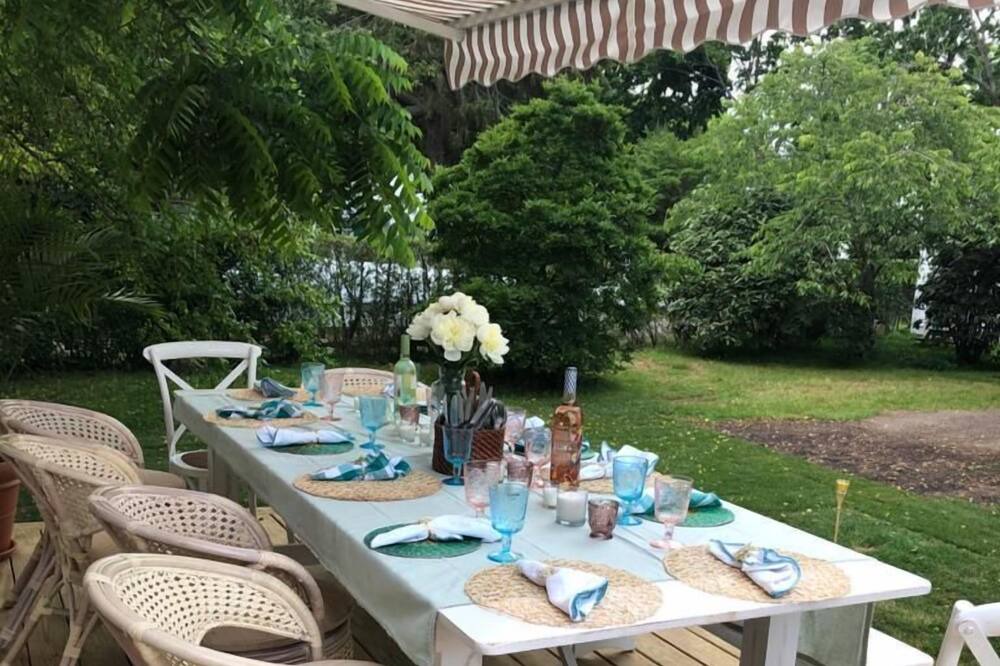 Photo of Patio Balcony in Bellport