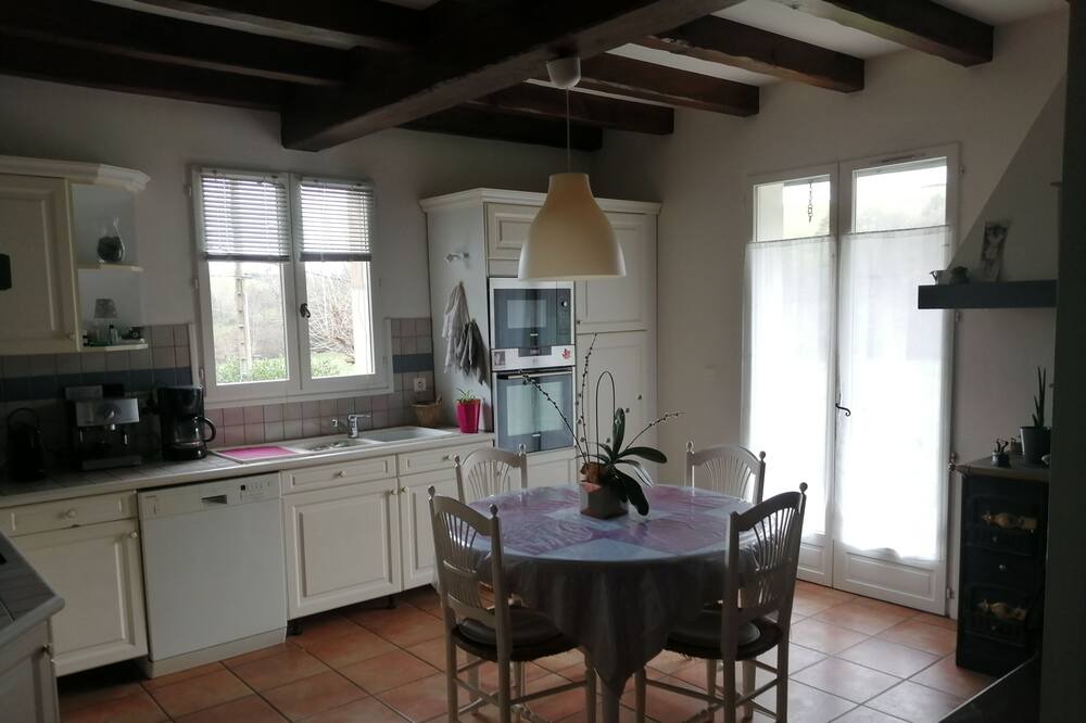 Photo of Kitchen in Sare