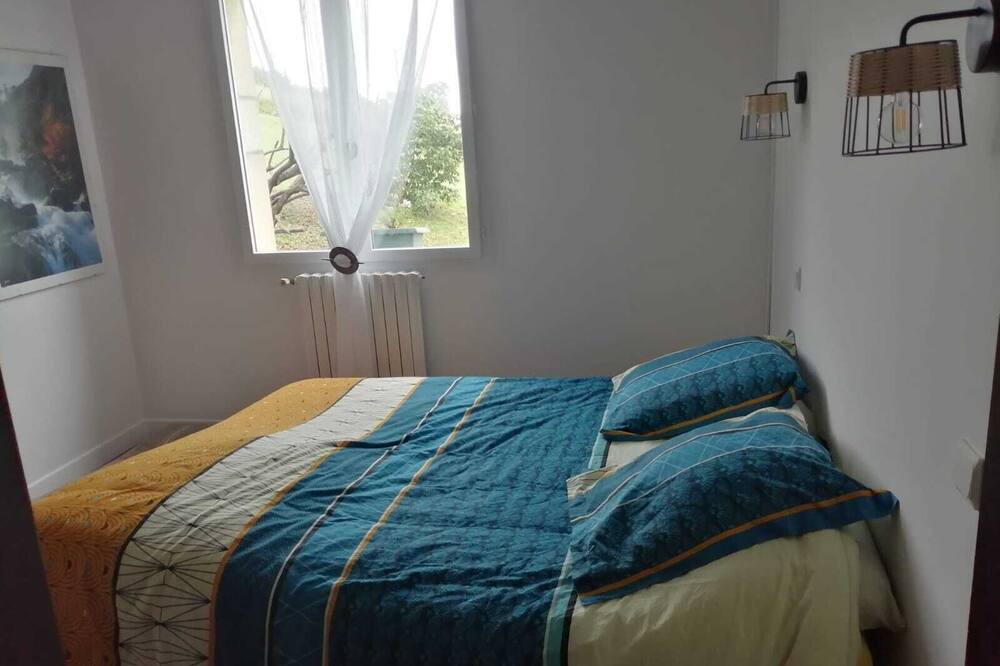 Photo of Bedroom in Sare