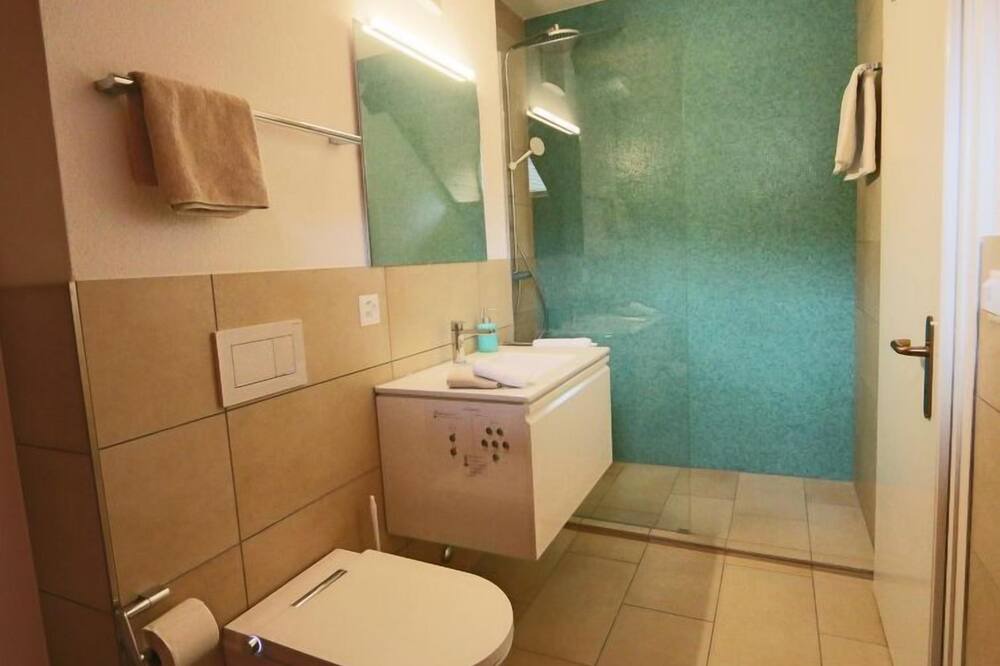 Photo of Bathroom in Nussbaumen