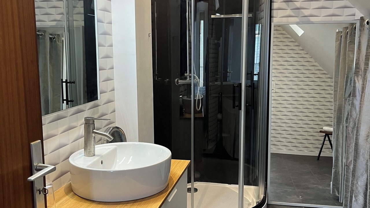 Photo of Bathroom in Force