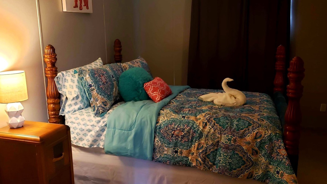 Photo of Bedroom in Hurricane Mills