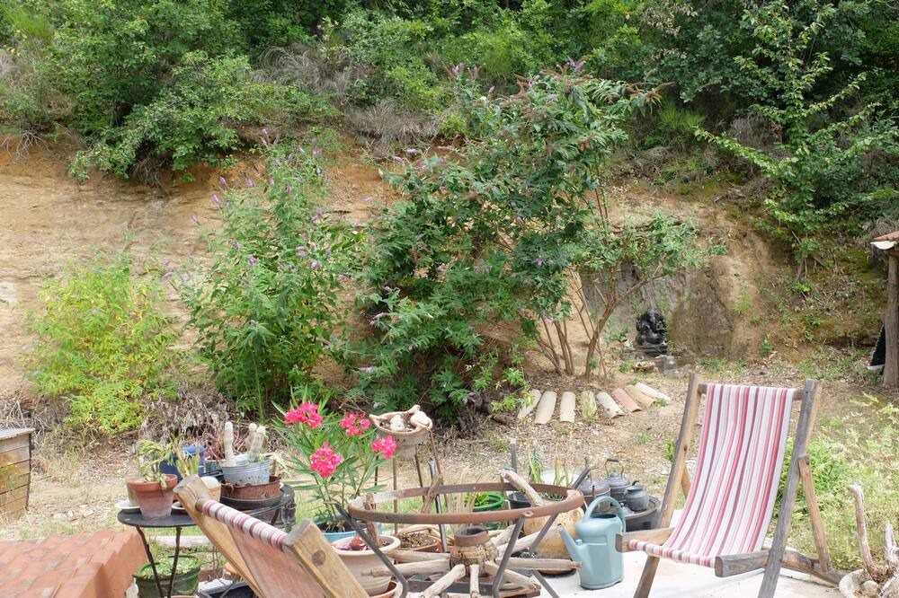 Photo of Outdoor in Saint-Antoine-l'Abbaye