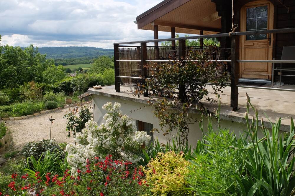 Photo of Outdoor in Saint-Antoine-l'Abbaye