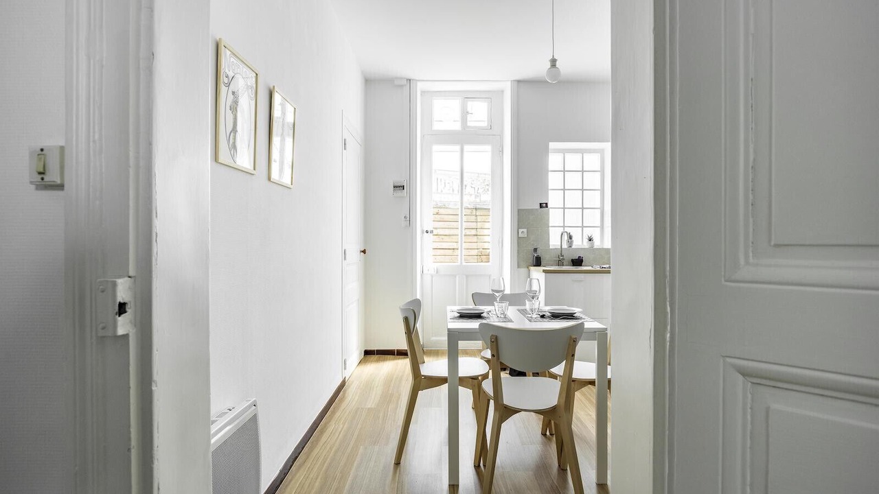 Photo of Others in Republique - Les Ponts