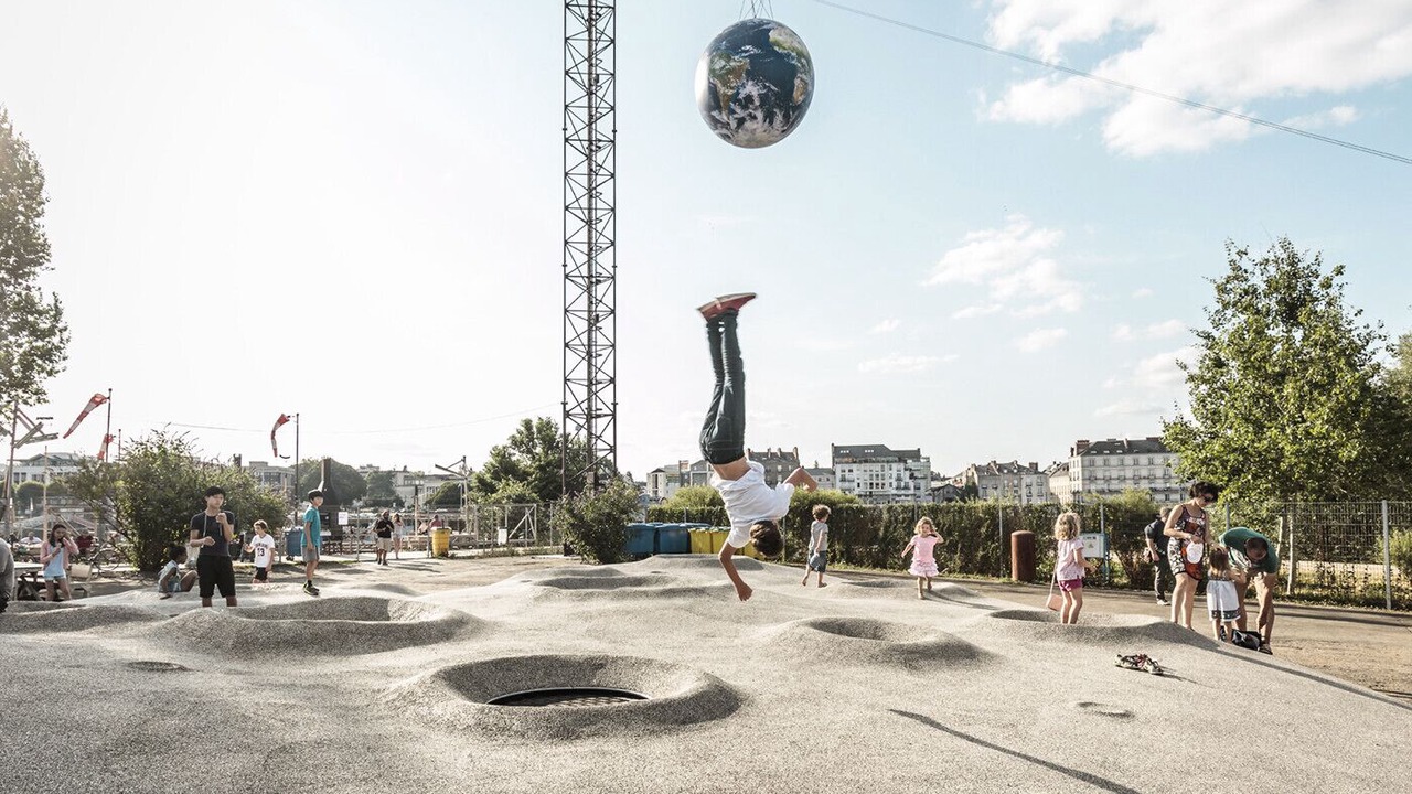 Photo of Others in Republique - Les Ponts