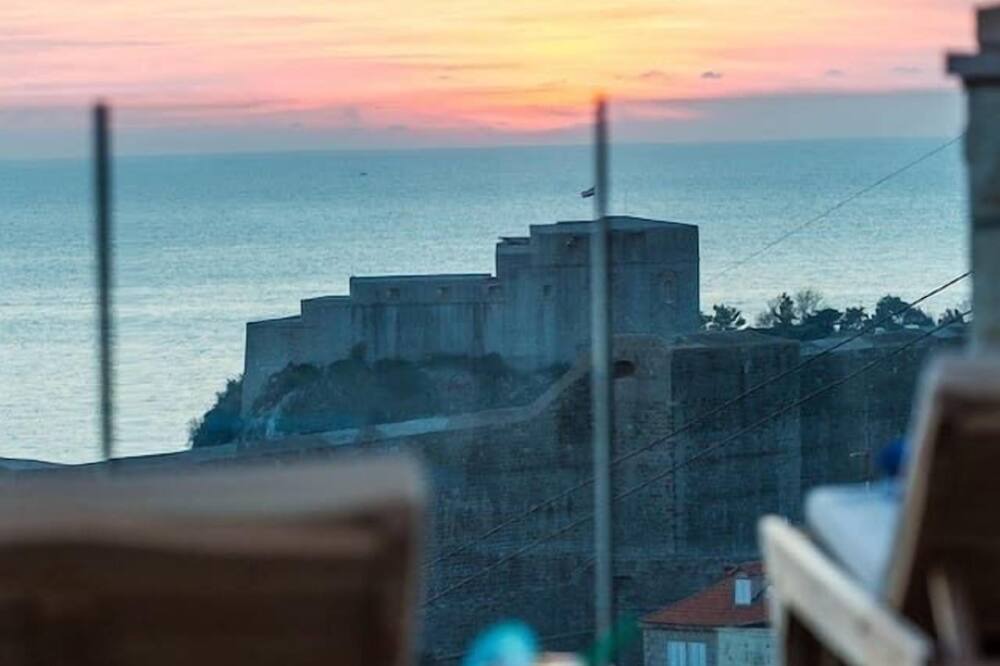 Photo of Others in Ploce