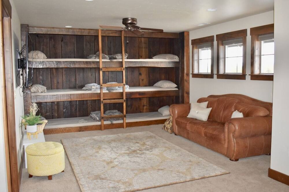 Photo of Others in Powell Butte