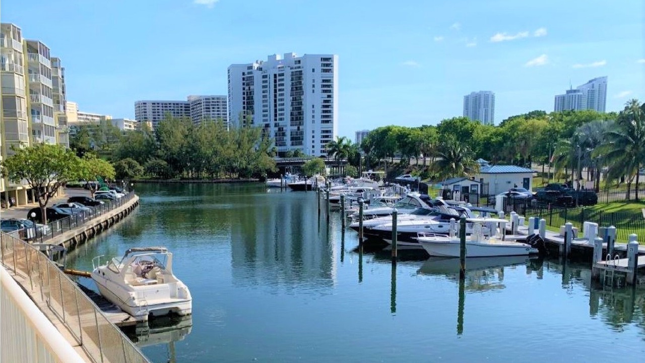 Photo of Others in Hallandale Beach