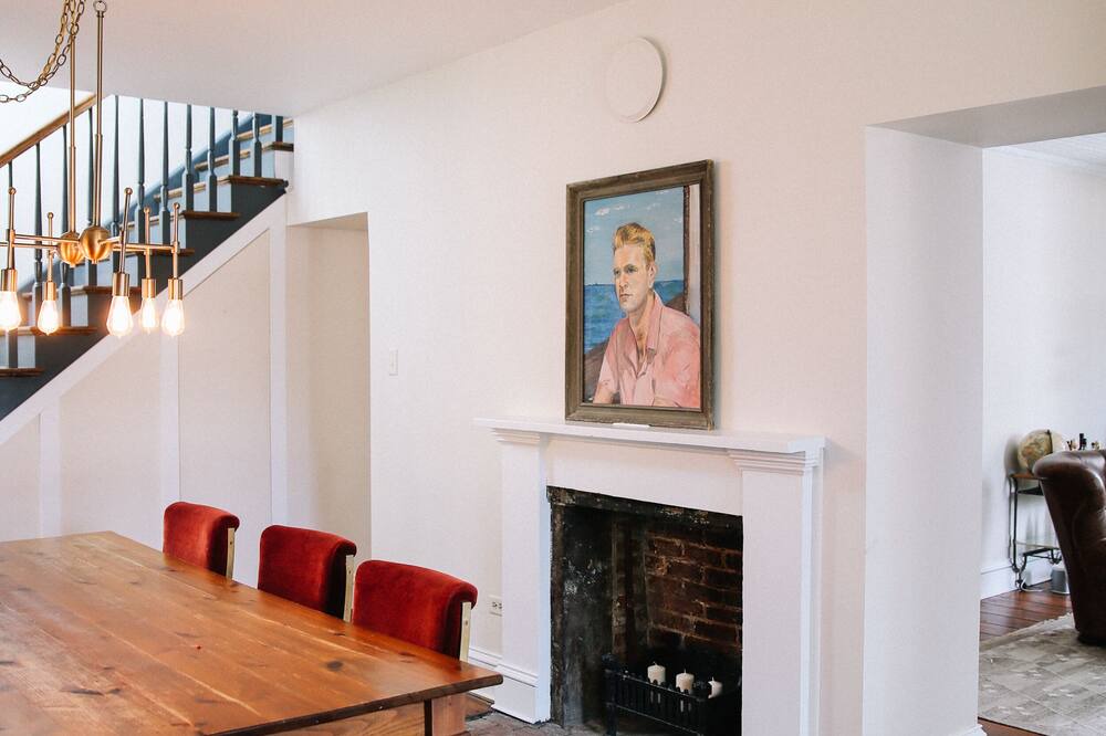 Photo of Bedroom in Connelly