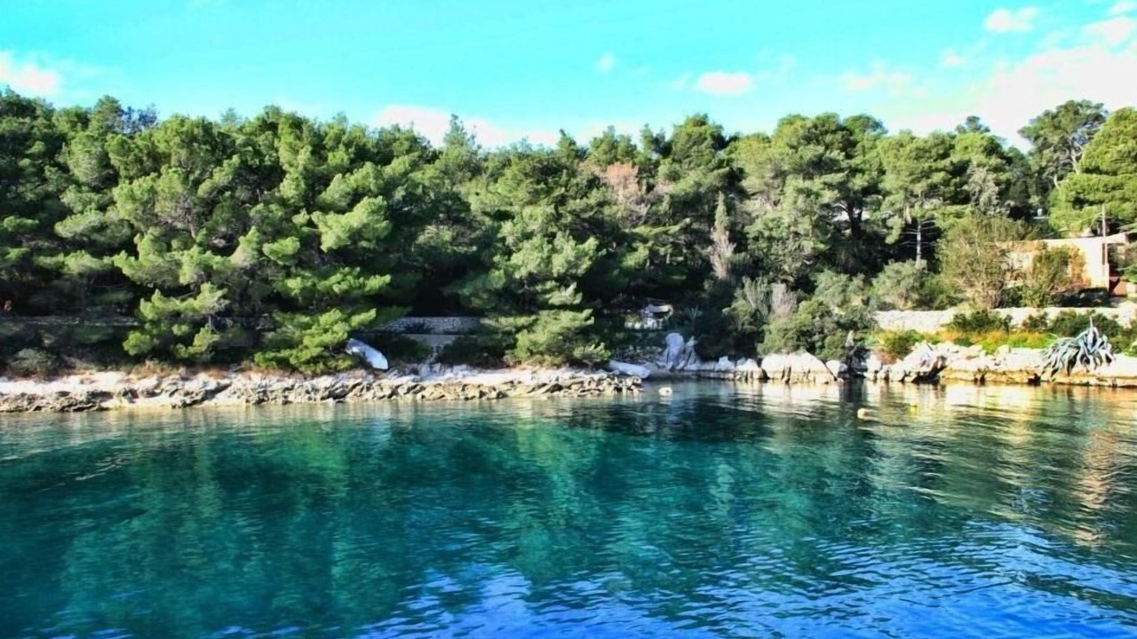 Photo of Others in Molat