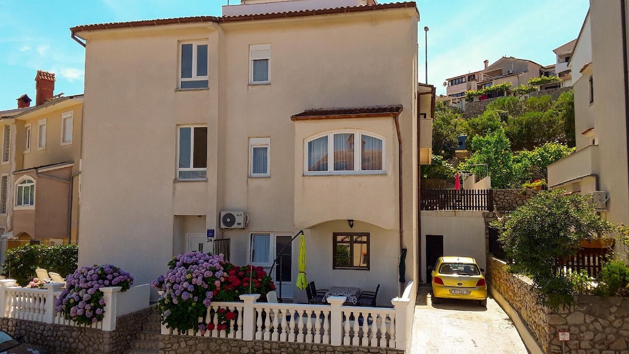 Photo of Outdoor in Cove Murtar
