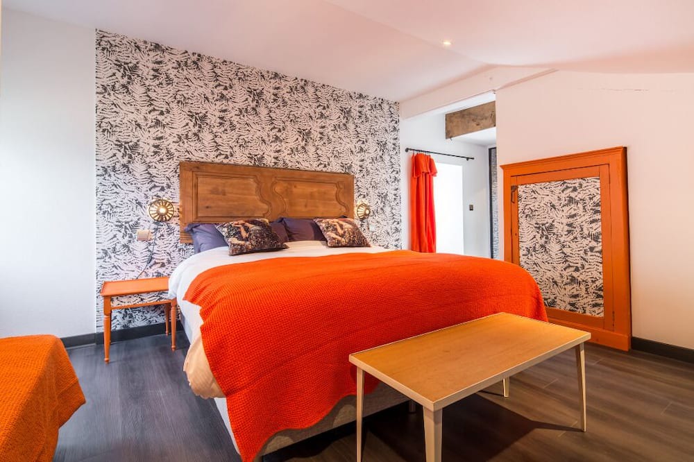 Photo of Bedroom in Candes-Saint-Martin