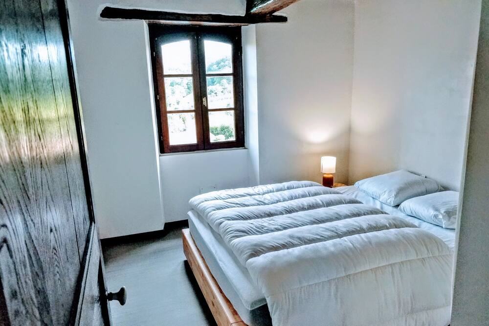 Photo of Bedroom in La Bastide-Clairence