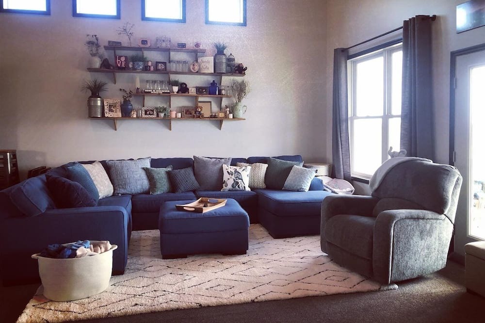 Photo of Livingroom in Keeseville