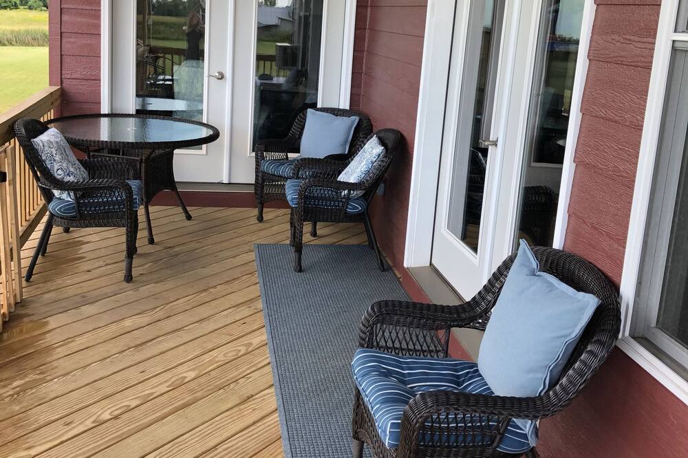 Photo of Patio Balcony in Keeseville