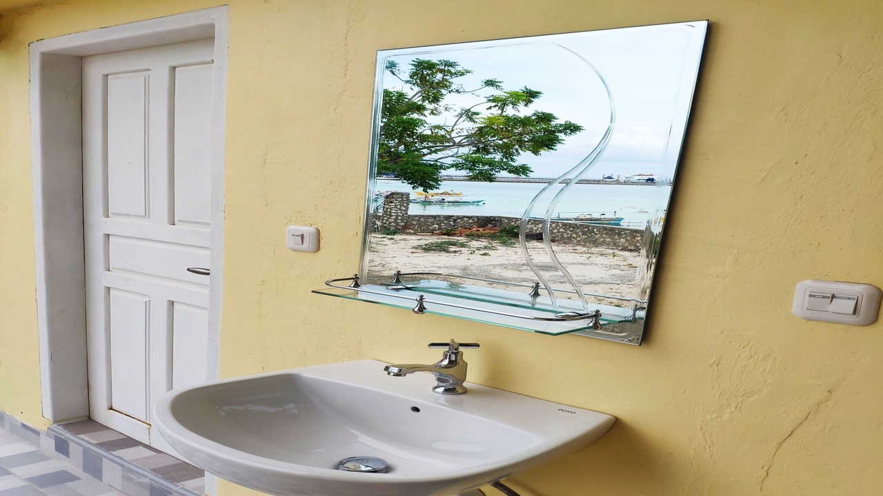 Photo of Bathroom in Bira