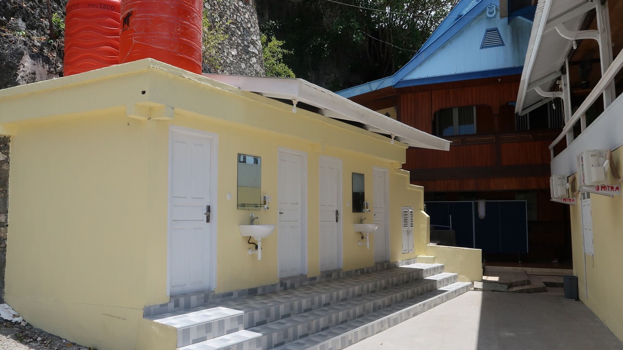 Photo of Bathroom in Bira