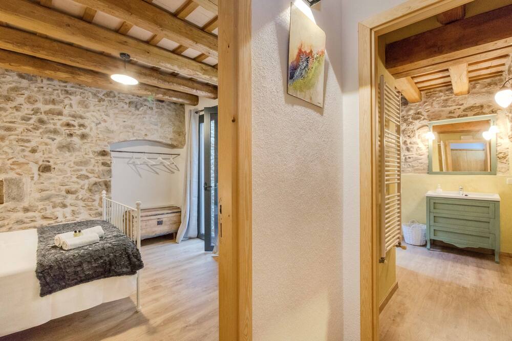 Photo of Bedroom in Sant Jordi Desvalls