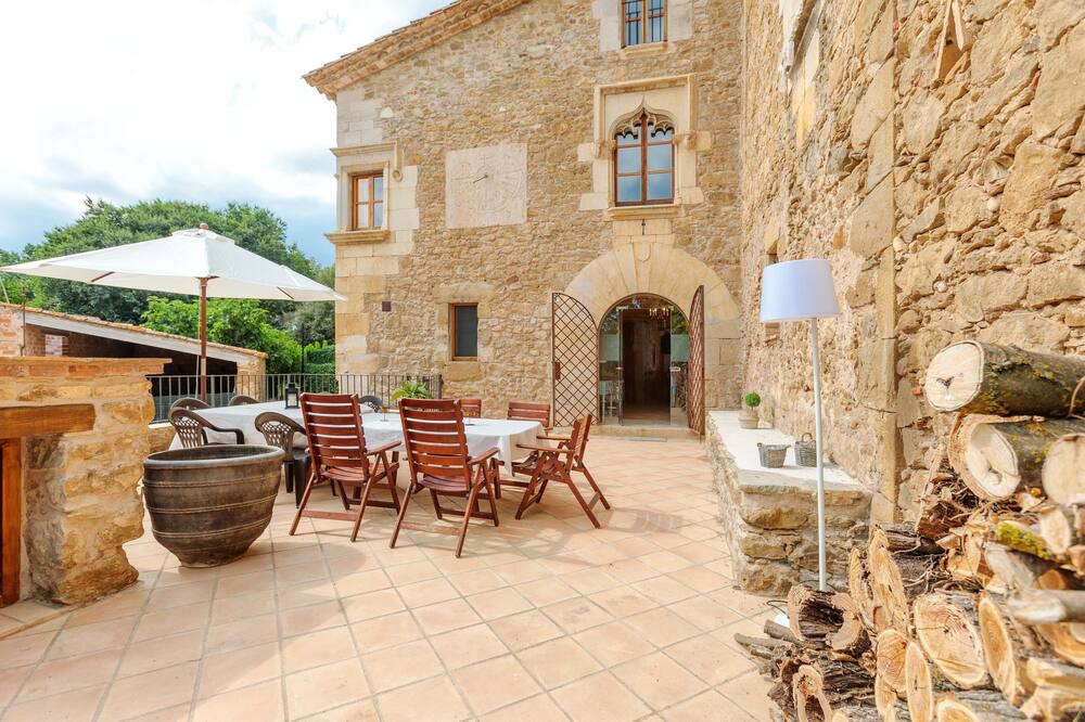 Photo of Patio Balcony in Sant Jordi Desvalls