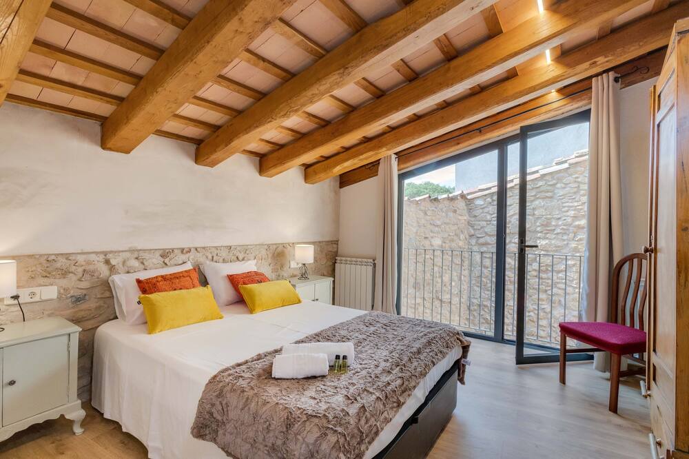 Photo of Bedroom in Sant Jordi Desvalls