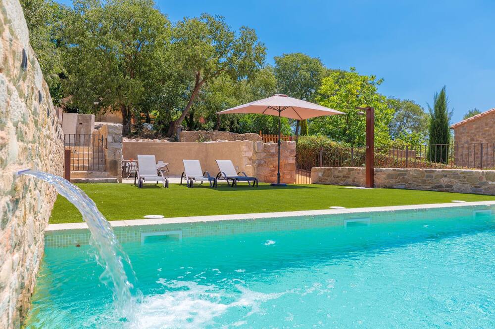 Photo of Outdoor in Sant Jordi Desvalls