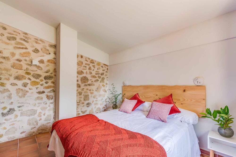 Photo of Bedroom in La Llacuna